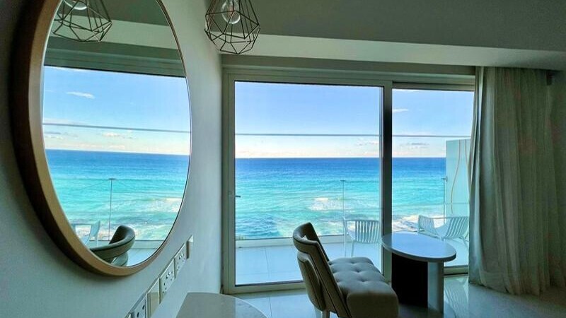 Constantinos The Great Beach Hotel